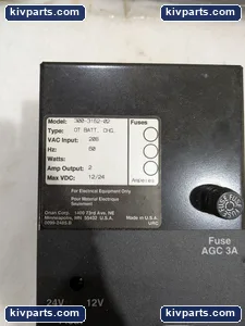 Onan 300-3152-02 Cummins Battery Charger – actual item, photo 2 of 7