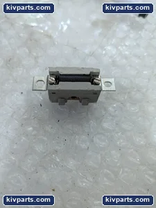 Arrow Hart 42002-C Ceramic Body Screw Terminal – actual item, photo 4 of 6