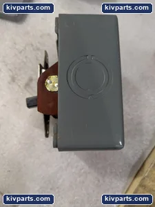 Arrow Hart Manual Motor Controller Switch – actual item, photo 4 of 6