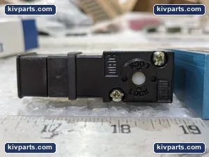 MAC 913B-PM-111JM Single Solenoid Valve – actual item, photo 5 of 9