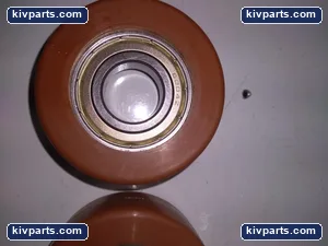 VL-105 Vulkollan Wheels – actual item, photo 3 of 5