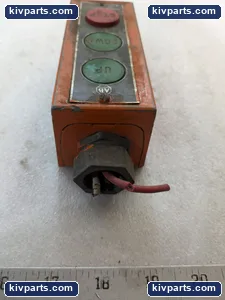 Allen-Bradley 800S-3SC Pushbutton – actual item, photo 2 of 10
