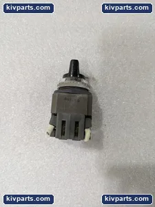 IDEC BS010E ASTN Selector Switch Black Knob – actual item, photo 7 of 12