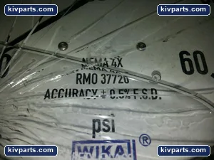 WIKA 37720 Pressure Gauge – actual item, photo 3 of 8