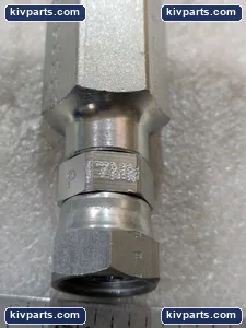 Parker 2C330-10-6 Industrial Electrical Connector – actual item, photo 8 of 11