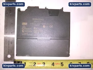 Siemens 6ES7322-1BH01-0AA0 Output Module – actual item, photo 2 of 6