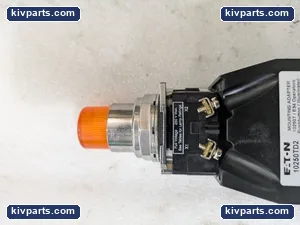 Eaton 10250T828AD24 Mounting Adapter E34 Operator – actual item, photo 3 of 7