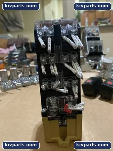 Allen-Bradley 700-P1200A1 Type Direct Drive AC Relay – actual item, photo 4 of 5