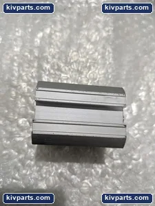 Parker P1J-S032DS-0025 Pneumatic Compact Cylinder – actual item, photo 3 of 4