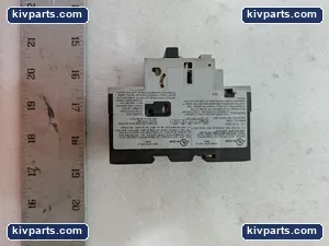 Allen-Bradley 140M-C2E-B40 Circuit Breaker – actual item, photo 3 of 5
