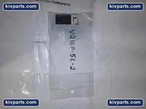 SMC VQ111P-5L-2 VQ100 Series 3 Port Solenoid – actual item, photo 2 of 3