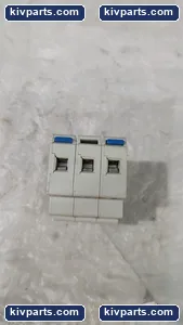 Mersen USCC3 UltraSafe Class CC Fuse Holder – actual item, photo 3 of 8