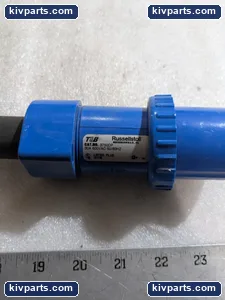 Thomas & Betts 2P3W Sleeve Plug Industrial Connector – actual item, photo 4 of 7