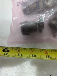 Souriau SCPT06F14-5S Circular Connector Plug 5 Socket