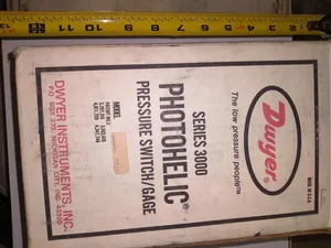Dwyer WE16 Pressure Switch