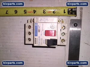 Telemecanique GV2-M04 Motor Circuit Breaker – actual item, photo 3 of 4