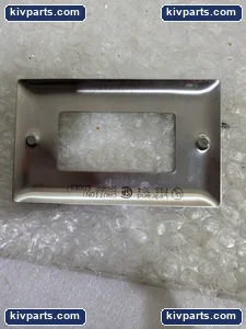 Legrand Receptacle – actual item, photo 3 of 6