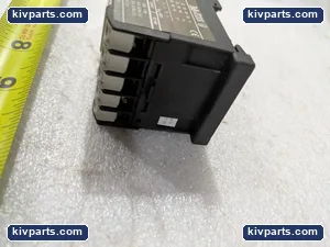 Moeller DILER-22 Klockner Mini Contactor Relay – actual item, photo 3 of 6
