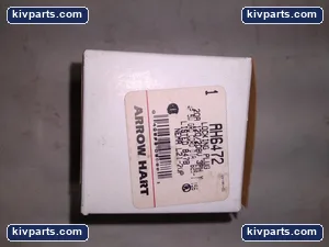 Arrow Hart AH6472 Locking Plug – actual item, photo 2 of 5