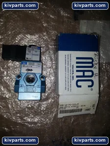 MAC 55B-12-PI-111JM Valves – actual item, photo 3 of 4