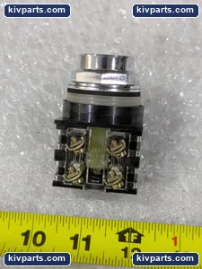 General Electric CR104PBG91B3 Heavy Duty Pushbutton Switch – actual item, photo 3 of 8