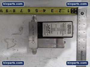 Unit Instruments UFC-1100 Mass Flow Controller – actual item, photo 2 of 3