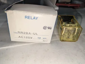 IDEC RR2BA-UL AC Relay