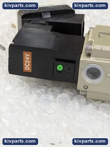 CKD CVS2-15A-05-03RS-3 Solenoid Process Valve – actual item, photo 3 of 5