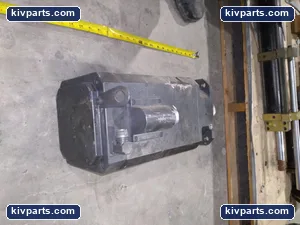 Siemens 1FT6105-1AC71-4AG1 Servo Motor – actual item, photo 3 of 8