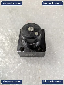 71-1474-00 Manual Directional Control Valve – actual item, photo 2 of 5