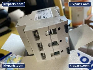 Eaton WMZS3B15 Miniature Circuit Breaker – actual item, photo 5 of 5