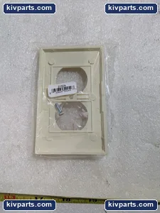 Cooper 2132A-BOX Duplex Receptacle – actual item, photo 3 of 4