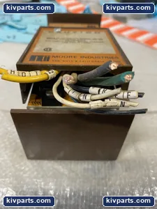 Moore Industries Current Alarm Signal Converter – actual item, photo 5 of 9
