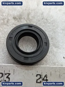 16X32X7 TC Rotary Shaft Oil Seal – actual item, photo 3 of 5