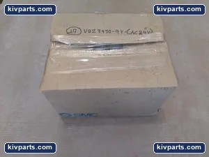 SMC VQZ3450-9Y Pneumatic Solenoid Valve – actual item, photo 2 of 3