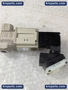 CKD CVS2-15A-05-03RS-3 Solenoid Process Valve – actual item, photo 4 of 5
