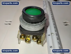 Allen-Bradley 800H-AR Green Push Button – actual item, photo 3 of 5