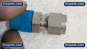 Swagelok 1/4T Fitting – actual item, photo 5 of 11