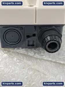 Schneider Electric GV2MC02 TeSys GV2ME Enclosure – actual item, photo 2 of 6