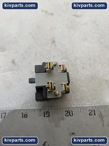Square D B2-X1 Pushbutton Contact Block – actual item, photo 5 of 11