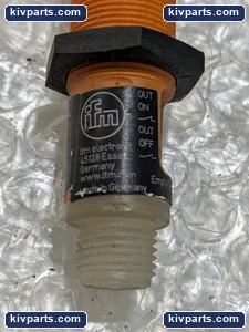 ifm KG0016 Capacitive Proximity Sensor – actual item, photo 2 of 4