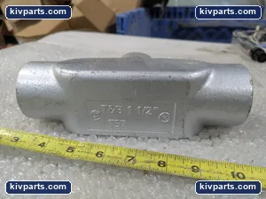 Thomas & Betts T57 Aluminum Condulet Fitting – actual item, photo 2 of 5