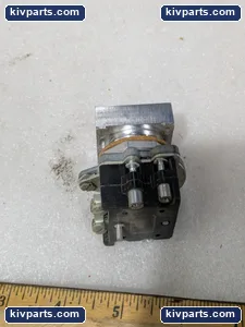 Cutler-Hammer 2 Button Maintained Pushbutton – actual item, photo 5 of 8