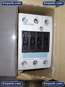 Siemens 3RT1035-3BB40 Contactor – actual item, photo 2 of 3