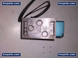 MAC 257B-111CAAA Valves – actual item, photo 3 of 4