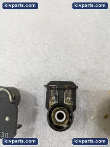 Cutler-Hammer 9586H1330B Relay Heater Element Coil – actual item, photo 2 of 4
