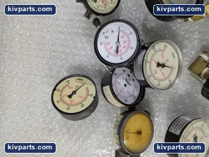 Assorted Pressure Gauges and Dial Indicators Mixed Industrial Instrument Lot – actual item, photo 3 of 9