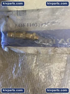 Volvo Nipple VOE 11027540 Fitting – actual item, photo 2 of 3