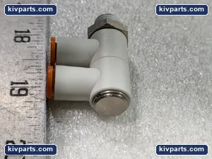 SMC 12763-07 Pneumatic Double Elbow Fitting – actual item, photo 4 of 8