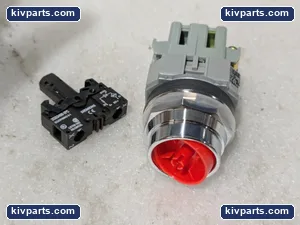 IDEC ABFD210N-R Pushbutton Switch – actual item, photo 3 of 5